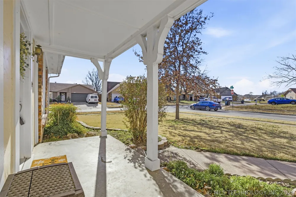8329 118th EastAvenue Owasso, OK 74055
