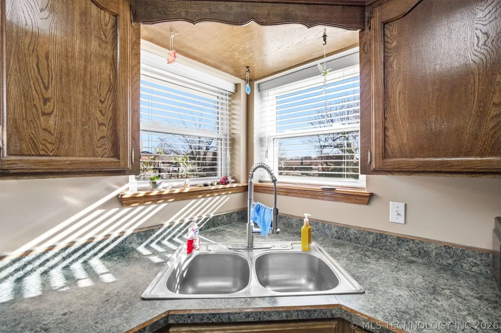 8329 118th EastAvenue Owasso, OK 74055