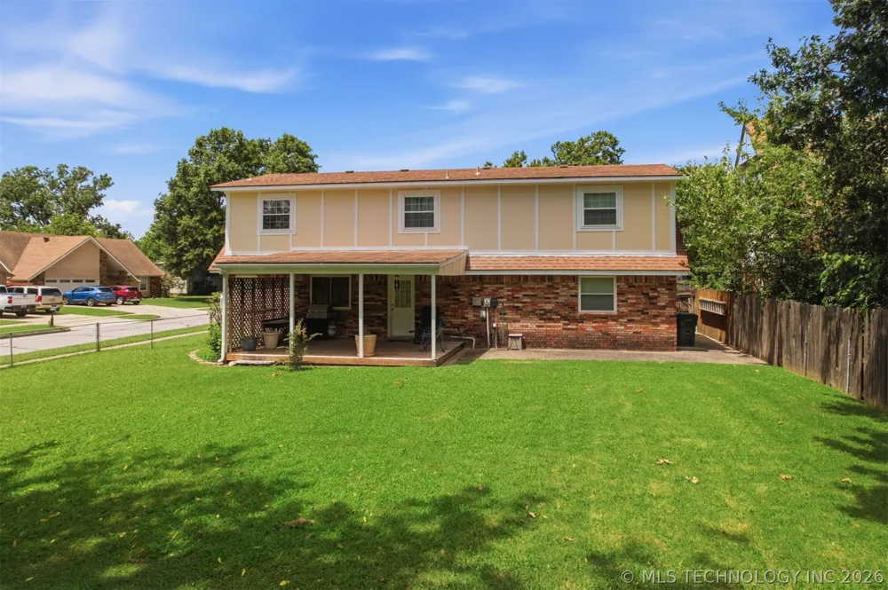 8329 118th EastAvenue Owasso, OK 74055