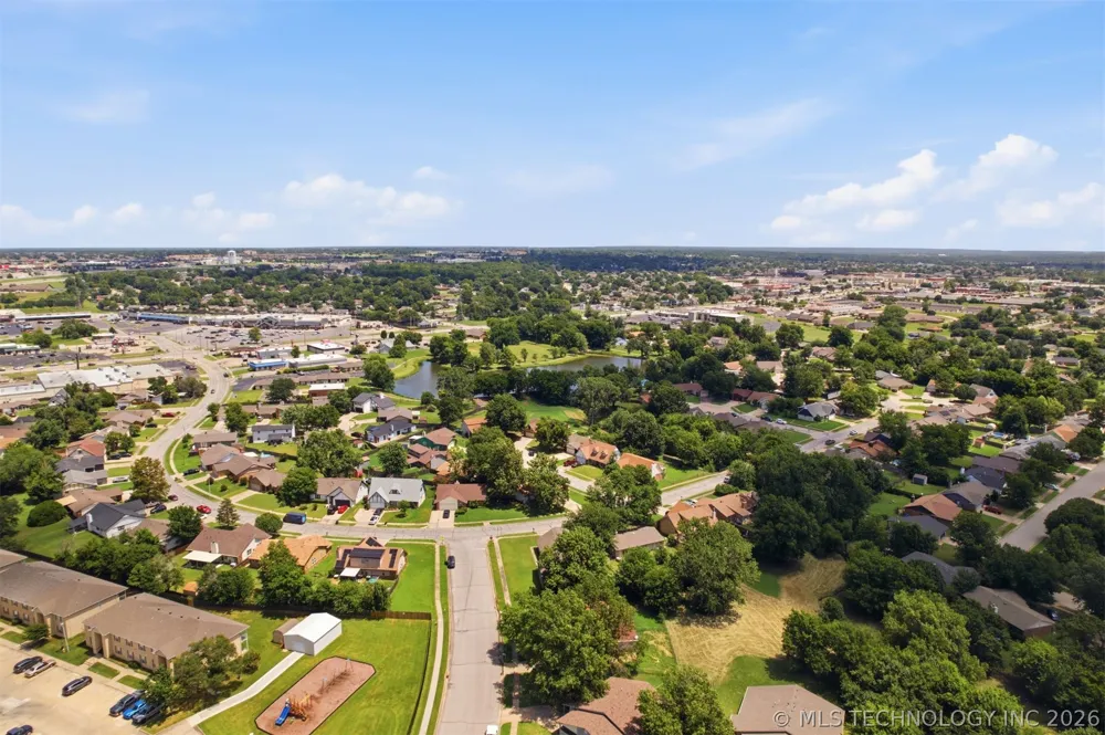 8329 118th EastAvenue Owasso, OK 74055