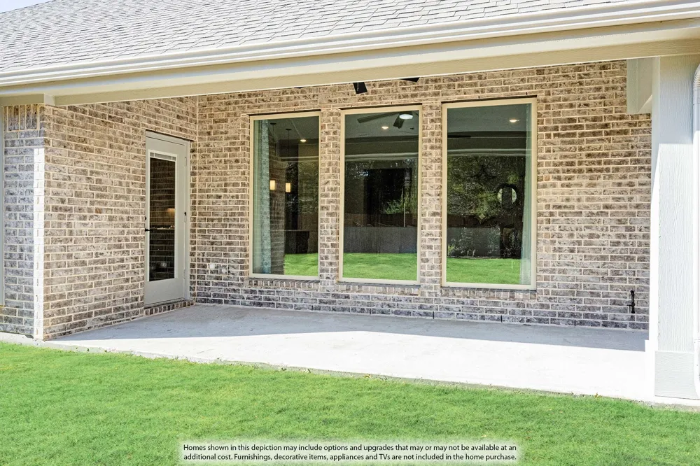 232 Fireberry Drive Glenn Heights, TX 75154