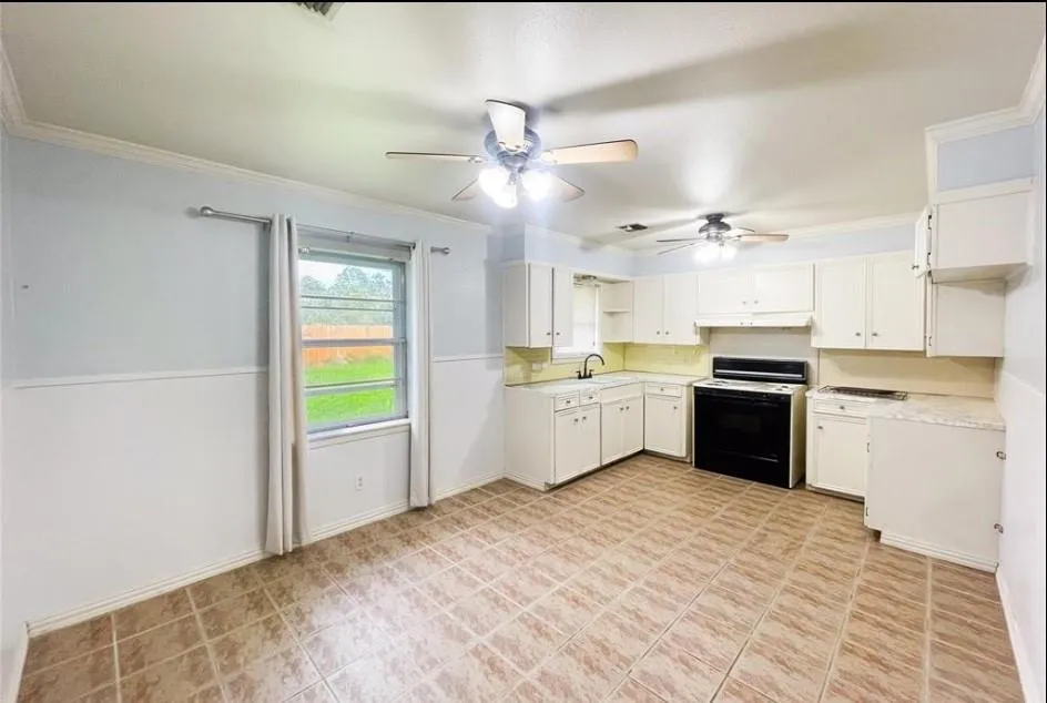 611 Frankie Wharton, TX 77488
