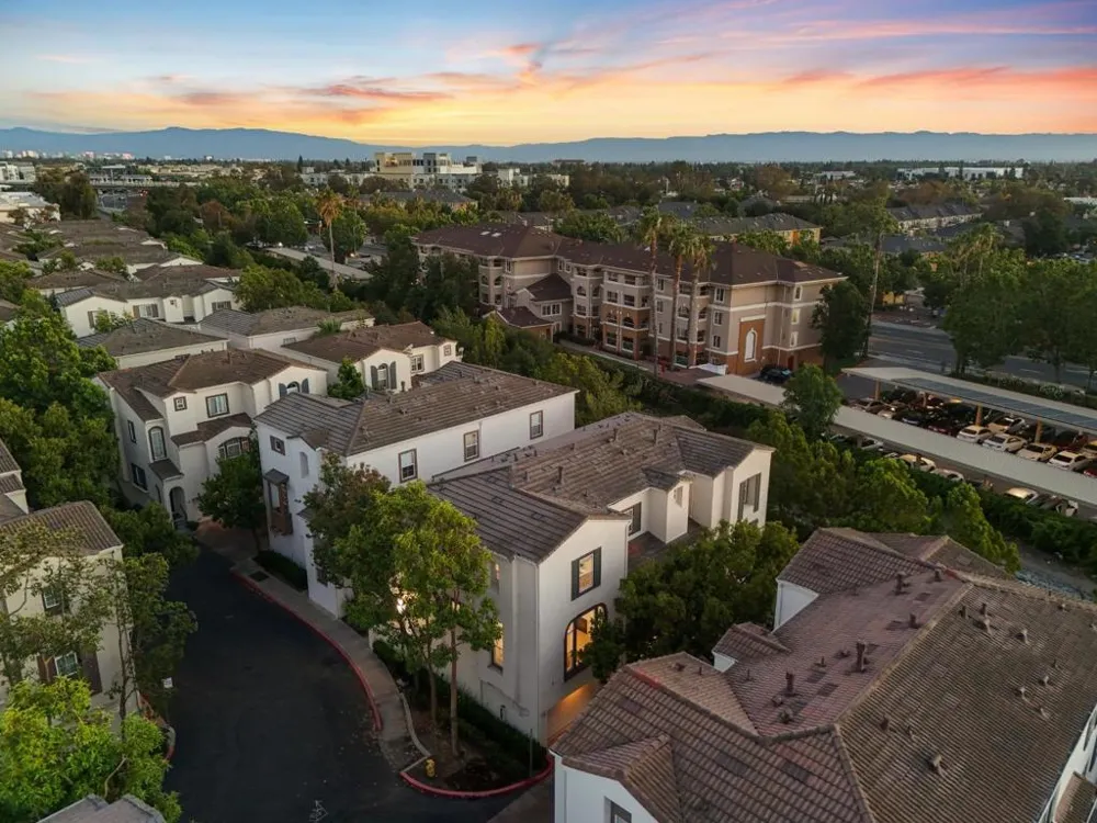44 Moon Dance Milpitas, CA 95035