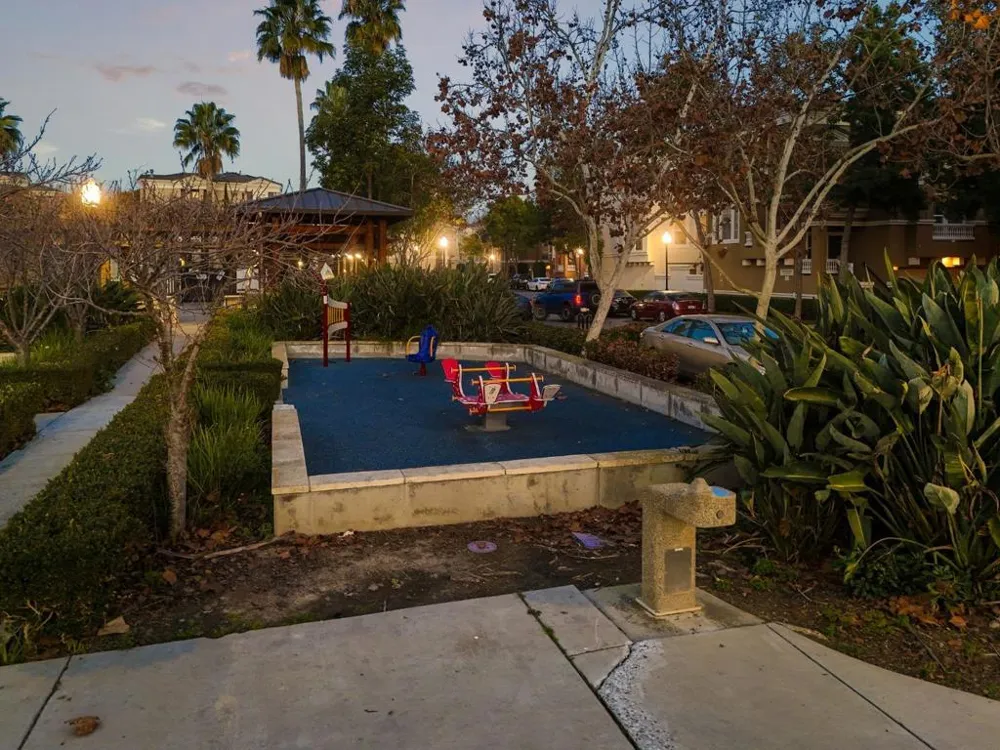 44 Moon Dance Milpitas, CA 95035