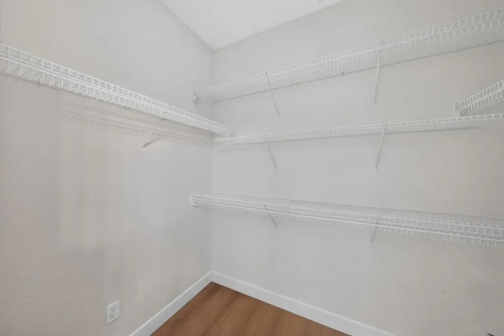 44 Moon Dance Milpitas, CA 95035