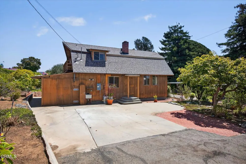 5433 Beckford Street Ventura, CA 93003