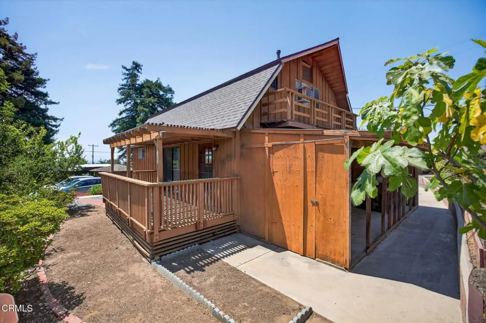 5433 Beckford Street Ventura, CA 93003