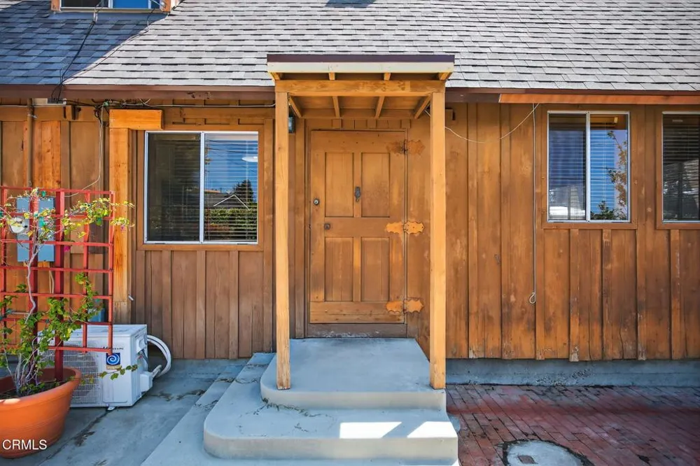 5433 Beckford Street Ventura, CA 93003