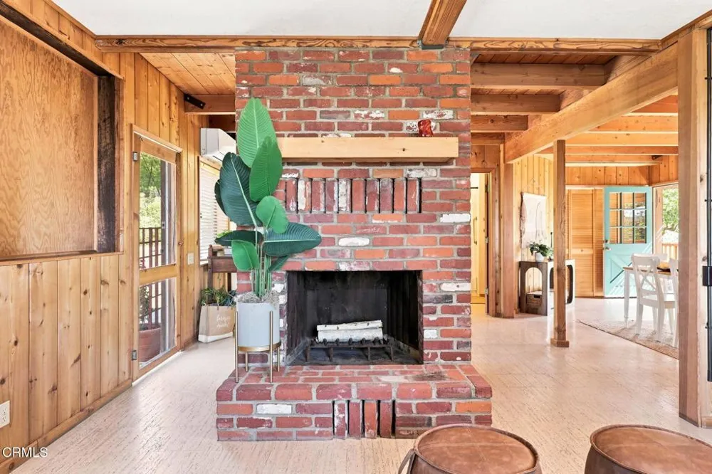 5433 Beckford Street Ventura, CA 93003