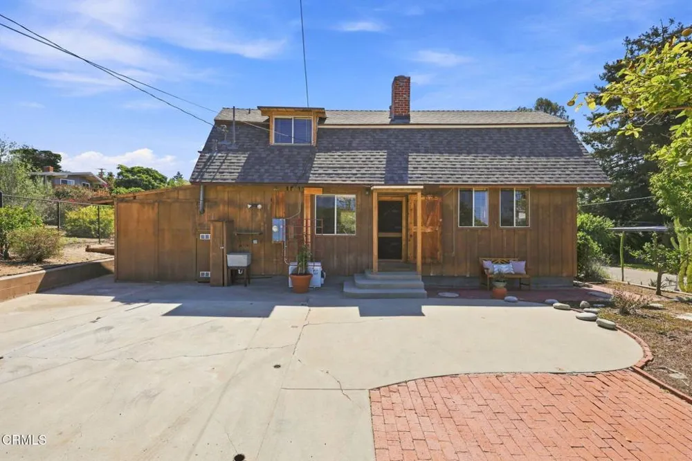 5433 Beckford Street Ventura, CA 93003
