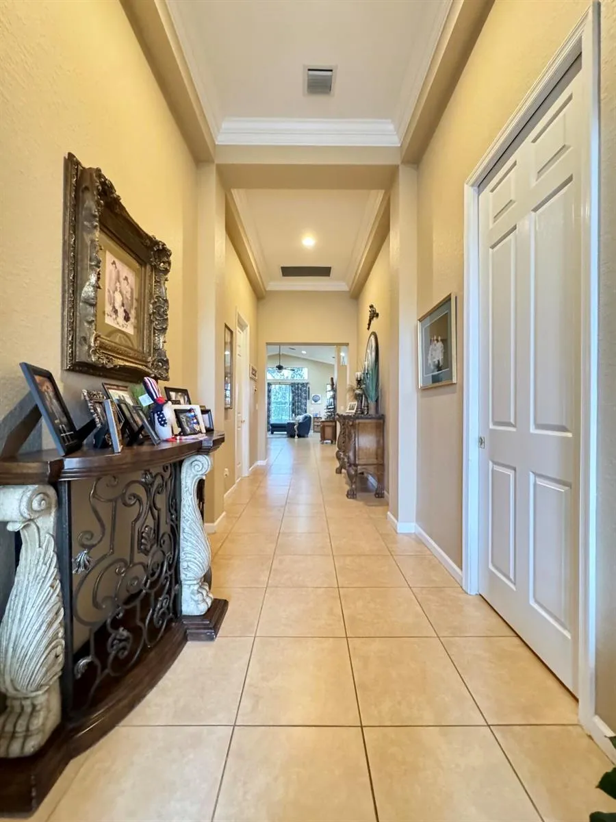 4886 SE Askew Avenue Stuart, FL 34997