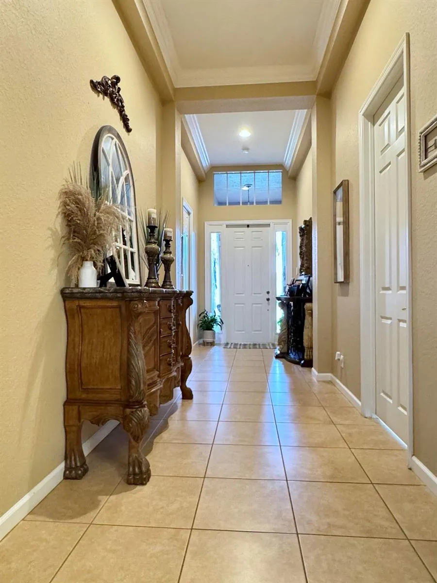 4886 SE Askew Avenue Stuart, FL 34997