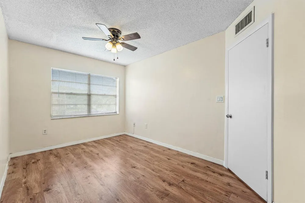 9050 NW 28TH STREET #112 Coral Springs, FL 33065