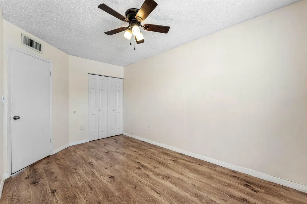 9050 NW 28TH STREET #112 Coral Springs, FL 33065