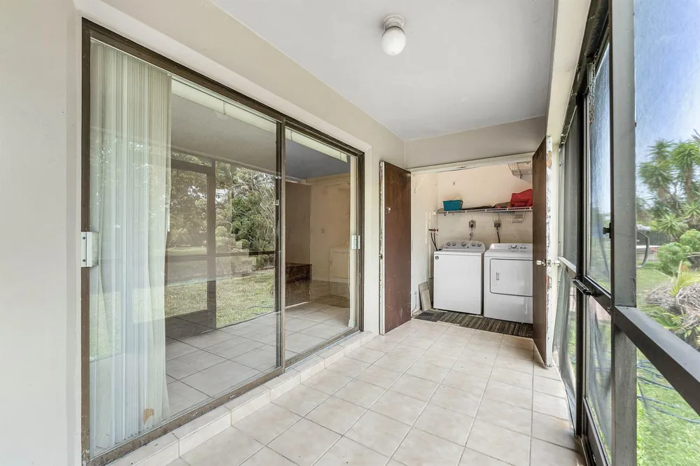 9050 NW 28TH STREET #112 Coral Springs, FL 33065