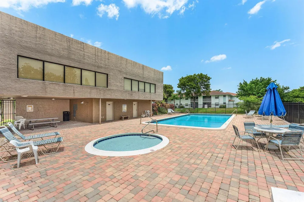 9050 NW 28TH STREET #112 Coral Springs, FL 33065