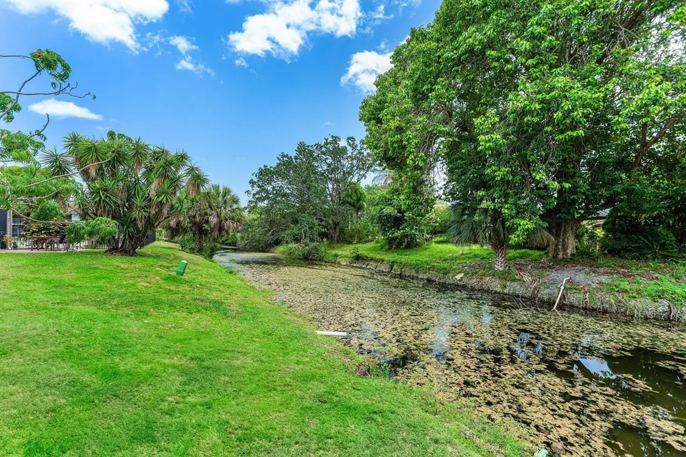 9050 NW 28TH STREET #112 Coral Springs, FL 33065