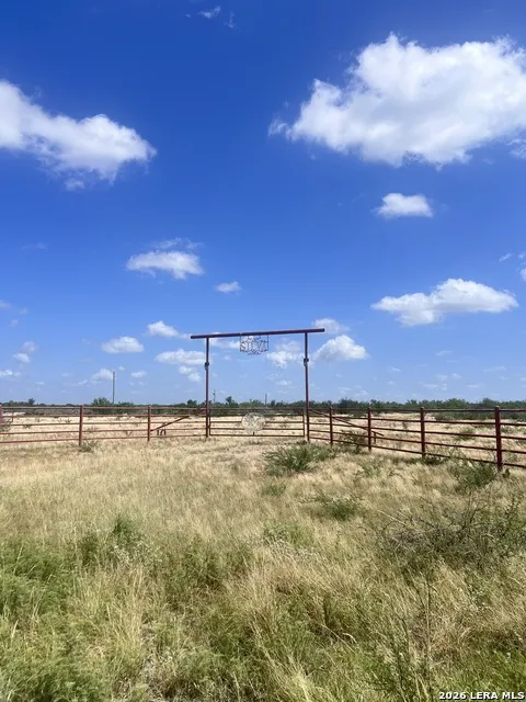 347 Sundown Trail Eagle Pass, TX 78852