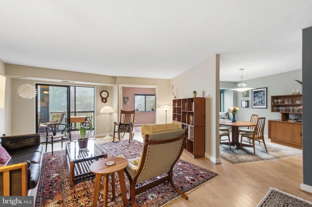 5902 MOUNT EAGLE DRIVE #714 Alexandria, VA 22303