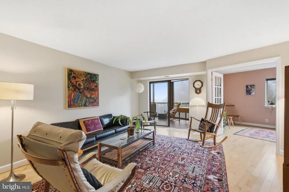 5902 MOUNT EAGLE DRIVE #714 Alexandria, VA 22303