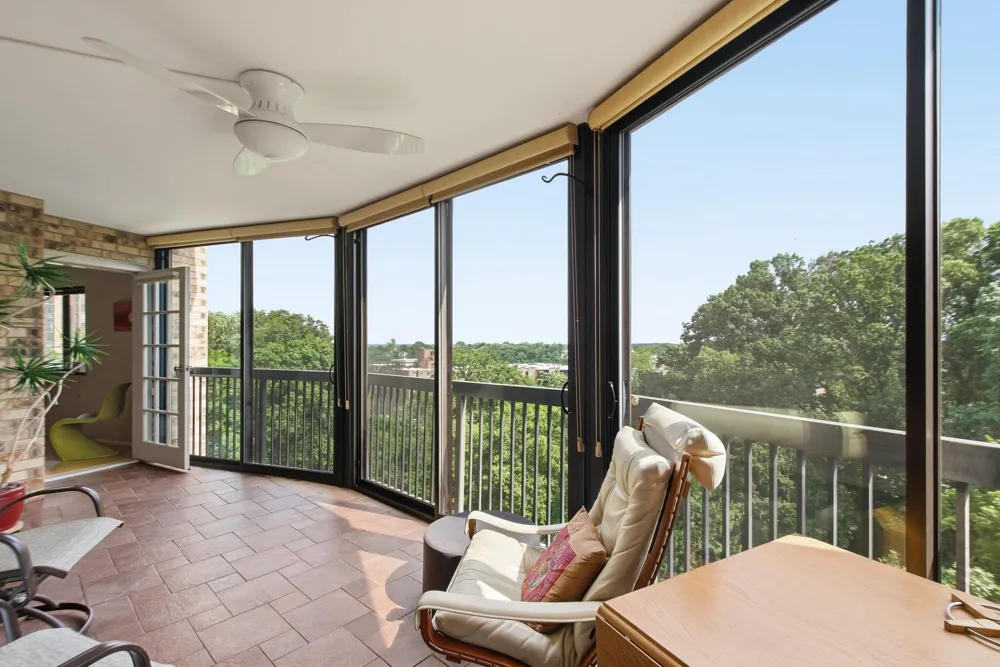 5902 MOUNT EAGLE DRIVE #714 Alexandria, VA 22303
