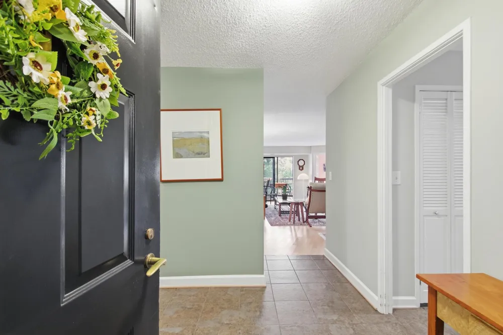 5902 MOUNT EAGLE DRIVE #714 Alexandria, VA 22303