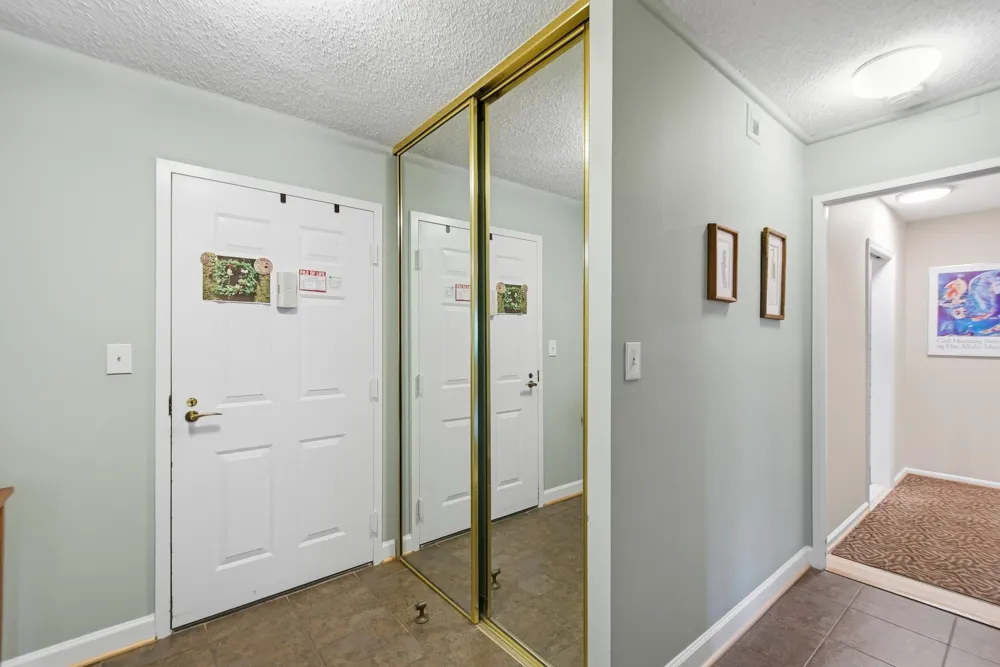 5902 MOUNT EAGLE DRIVE #714 Alexandria, VA 22303