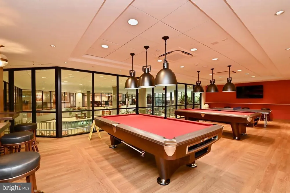 5902 MOUNT EAGLE DRIVE #714 Alexandria, VA 22303