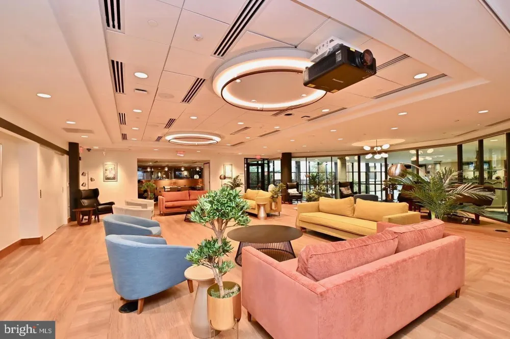 5902 MOUNT EAGLE DRIVE #714 Alexandria, VA 22303