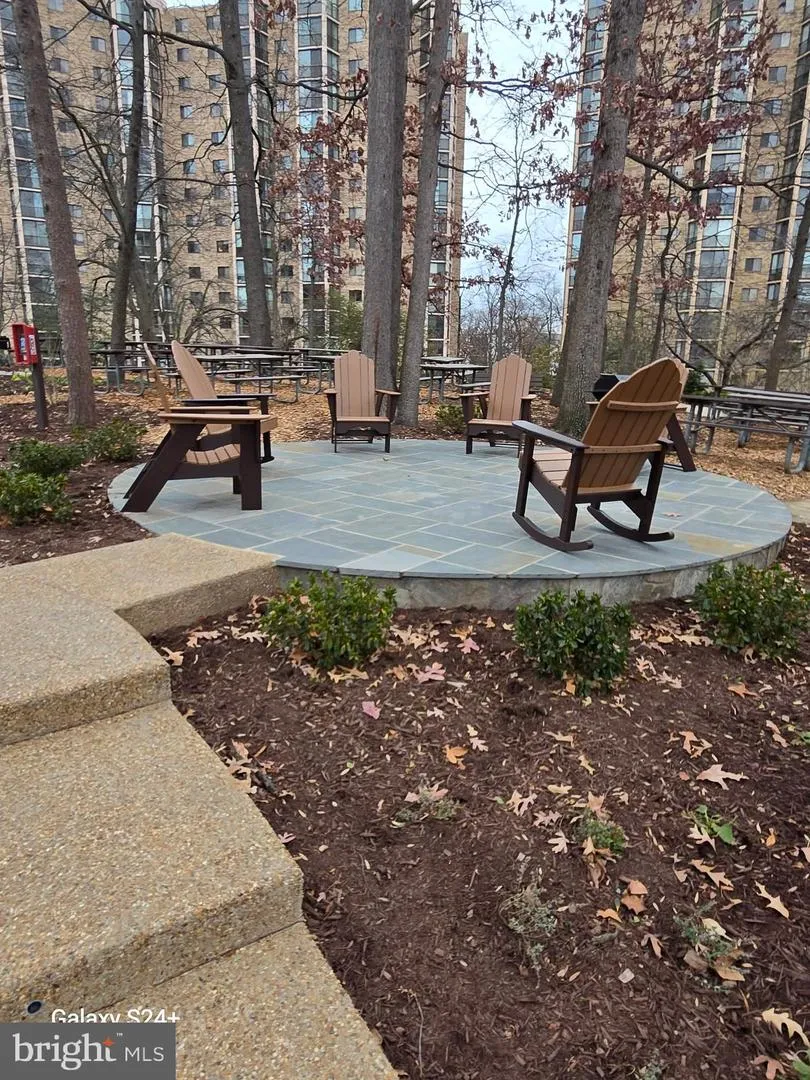 5902 MOUNT EAGLE DRIVE #714 Alexandria, VA 22303