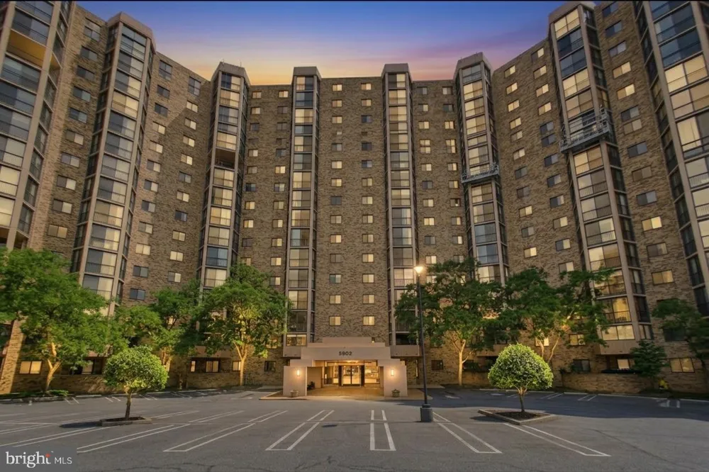 5902 MOUNT EAGLE DRIVE #714 Alexandria, VA 22303