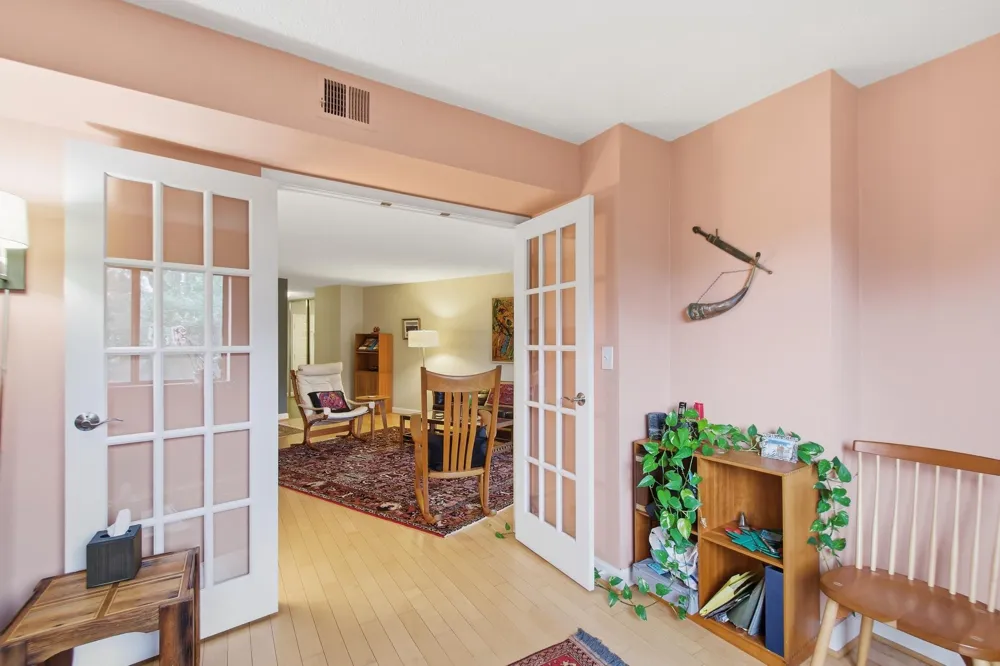 5902 MOUNT EAGLE DRIVE #714 Alexandria, VA 22303