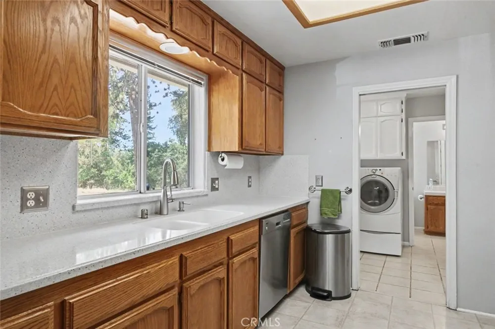 5627 Buckskin Road Mariposa, CA 95338