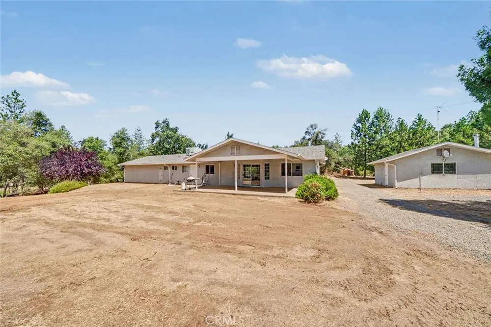 5627 Buckskin Road Mariposa, CA 95338