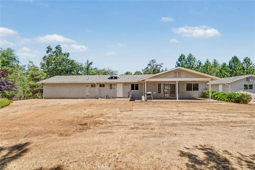 5627 Buckskin Road Mariposa, CA 95338