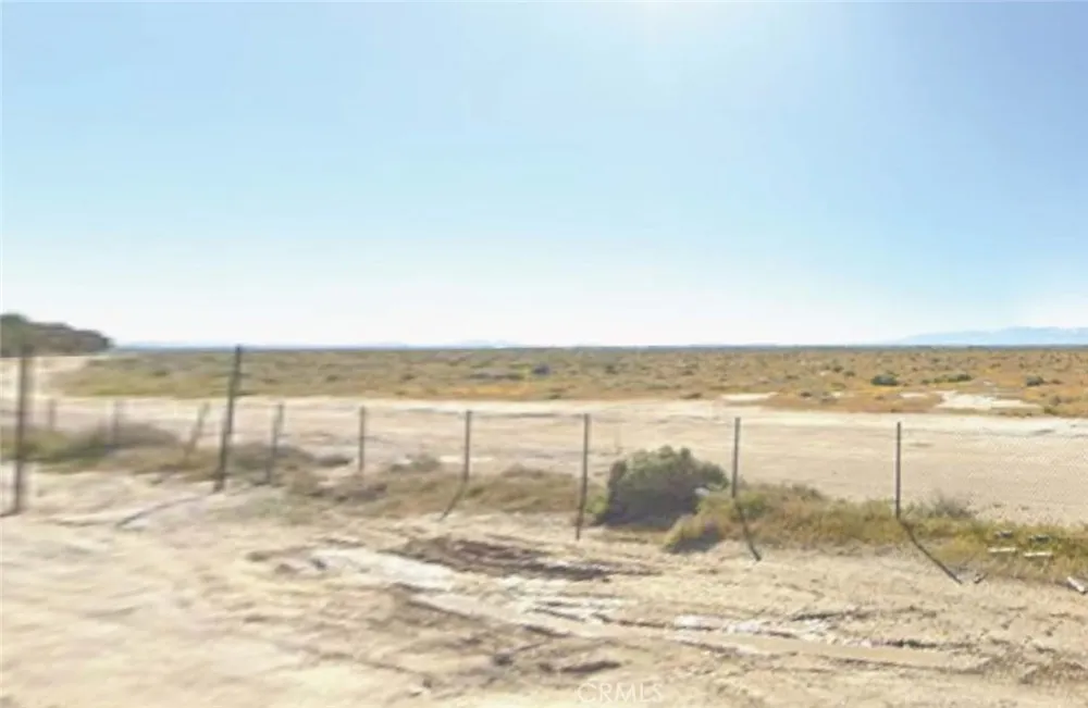 8 W Avenue G Lancaster, CA 93536
