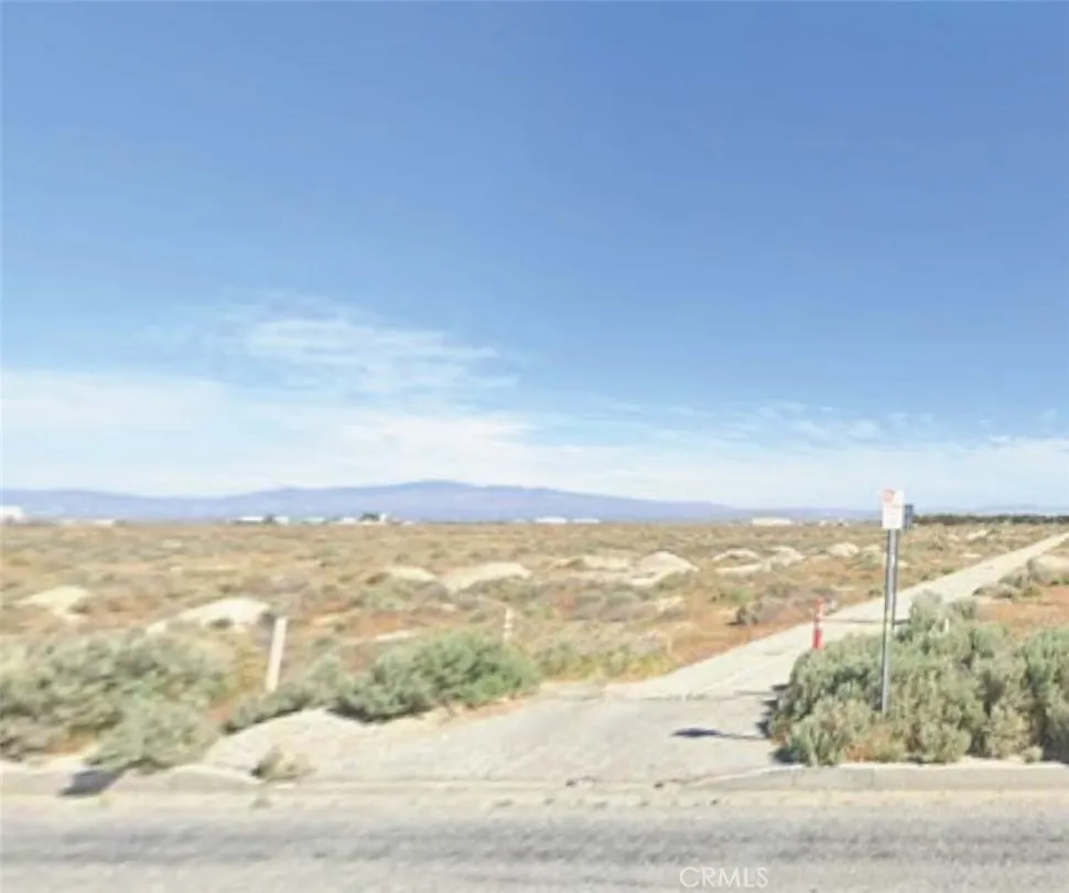 8 W Avenue G Lancaster, CA 93536
