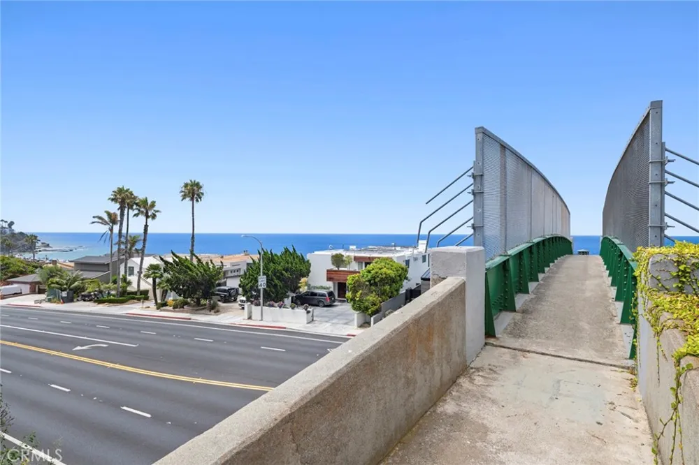 31012 Aliso Circle Laguna Beach, CA 92651