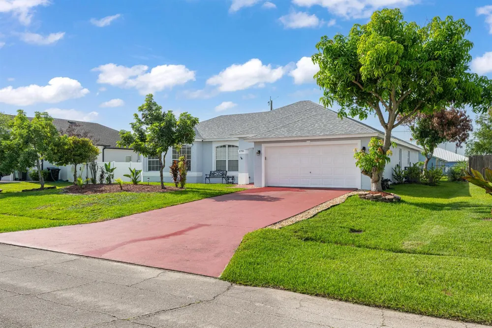 2751 SW Palace Avenue Port St. Lucie, FL 34987