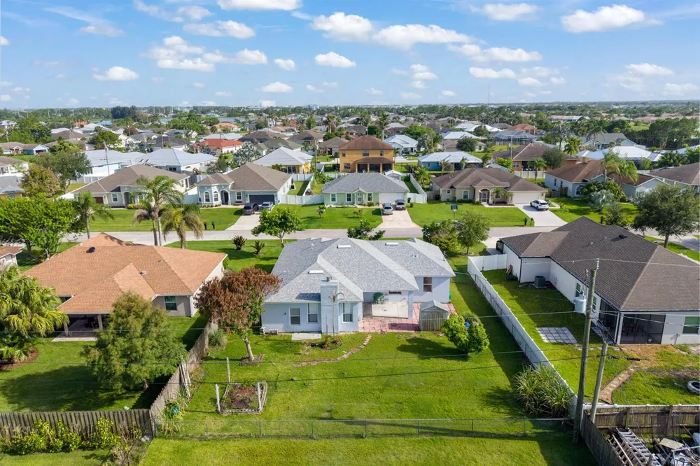 2751 SW Palace Avenue Port St. Lucie, FL 34987