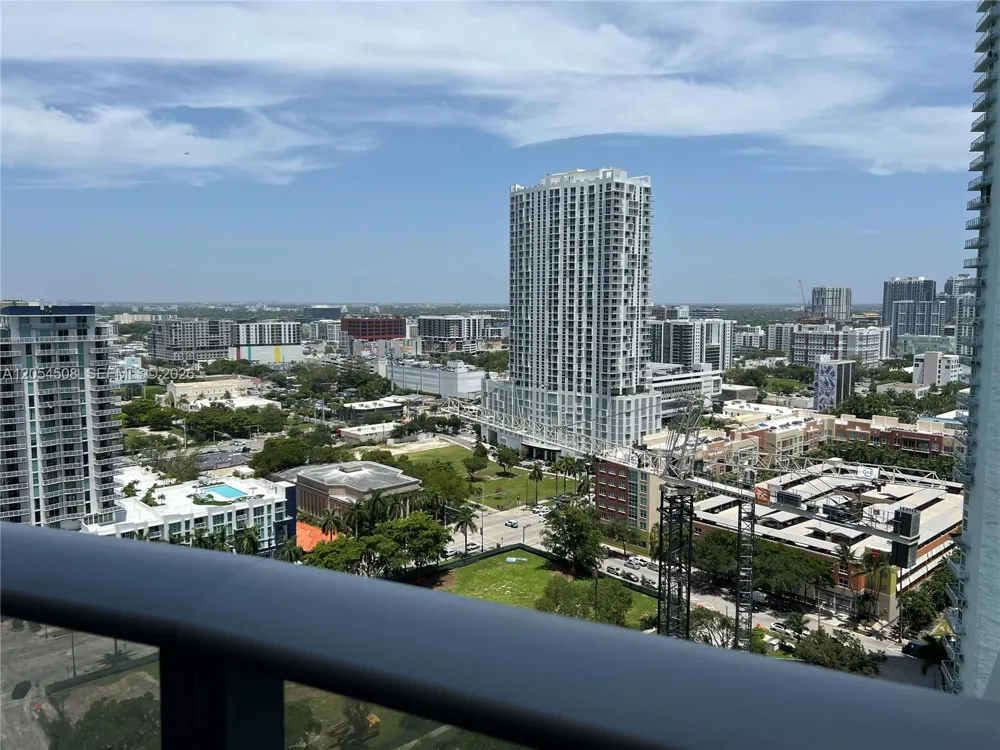 488 NE 18th St #2301 Miami, FL 33132