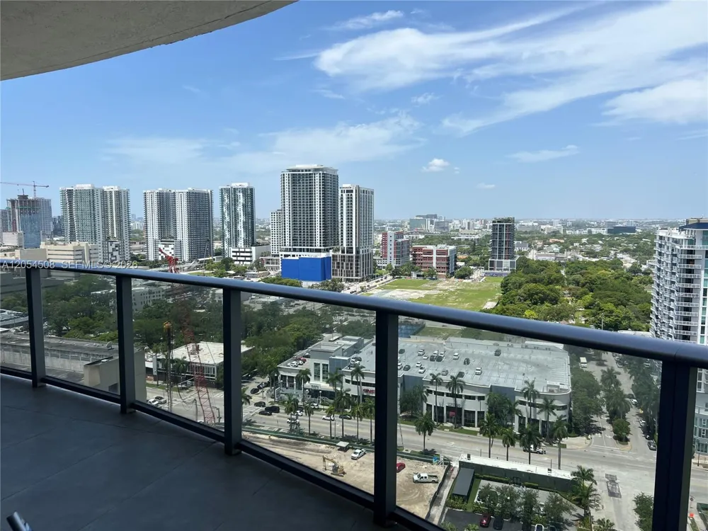 488 NE 18th St #2301 Miami, FL 33132