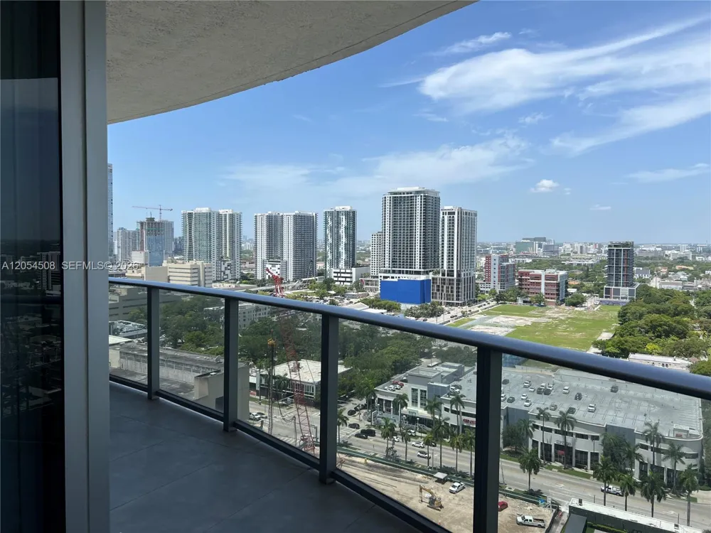488 NE 18th St #2301 Miami, FL 33132
