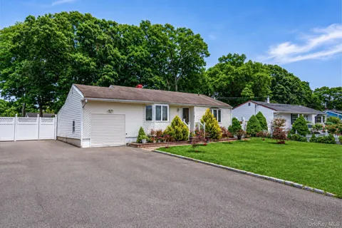 237 Dovecote Lane