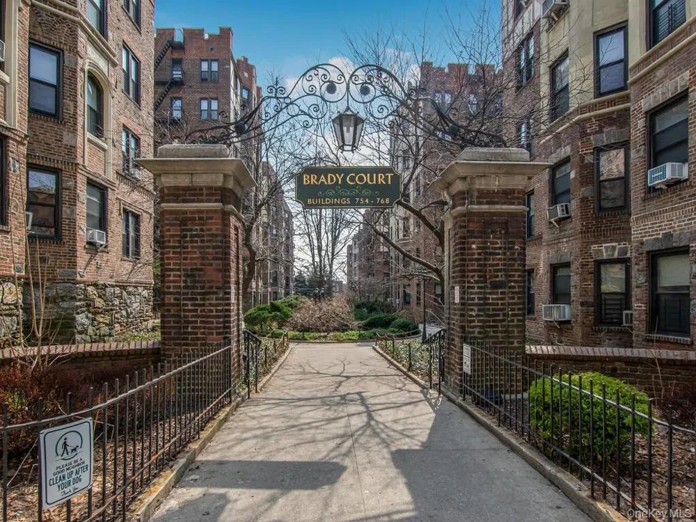 764 Brady Avenue #131 Bronx, NY 10462