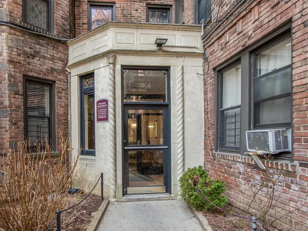 764 Brady Avenue #131 Bronx, NY 10462