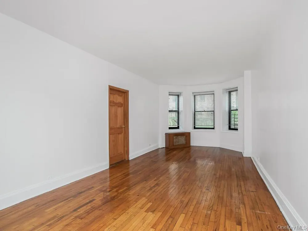 764 Brady Avenue #131 Bronx, NY 10462