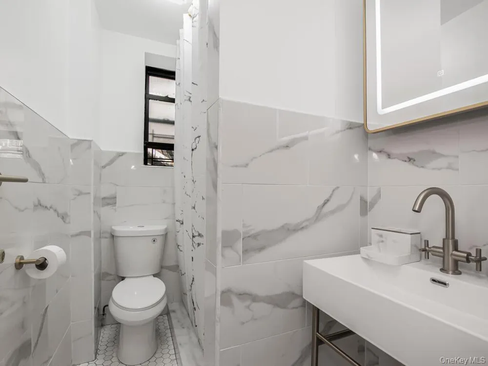 764 Brady Avenue #131 Bronx, NY 10462