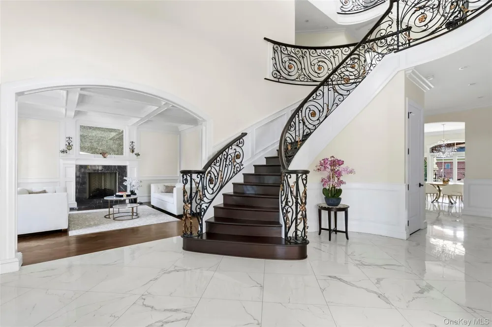 18 Boulevard Malba, NY 11357