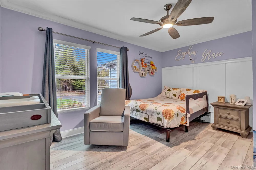 4 Saint Marks Place Stony Brook, NY 11790